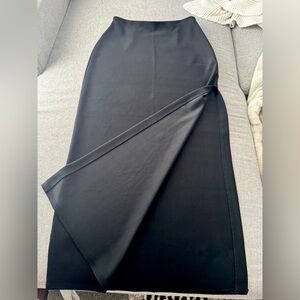 Abercrombie & Fitch Black Pencil Skirt